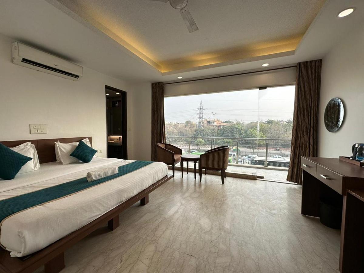 Hotel The Imperio Nowe Delhi Zewnętrze zdjęcie